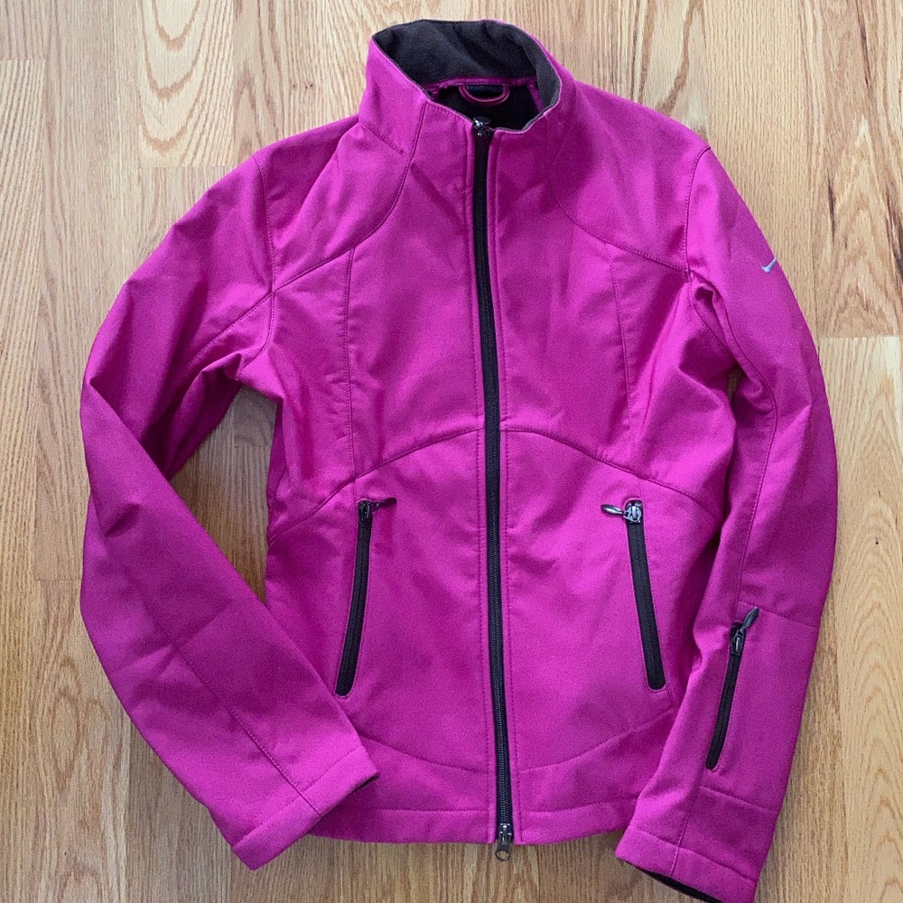 Women's NWOT Nike Weatherproof Soft Shell Jacket (M)